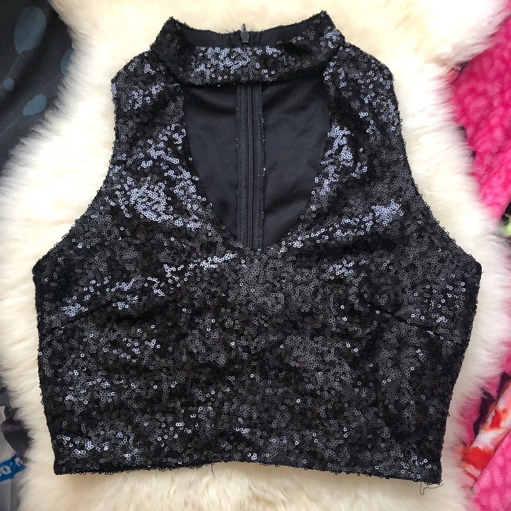 Sexy Sequence choker crop top. Great condition